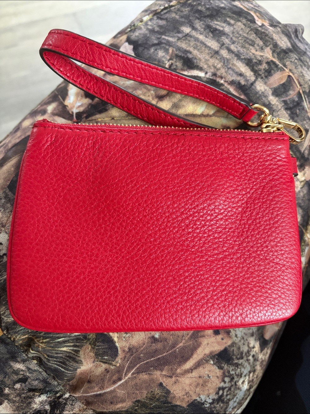 Michael Michael Kors Red Wristlet - Picture 3 of 7